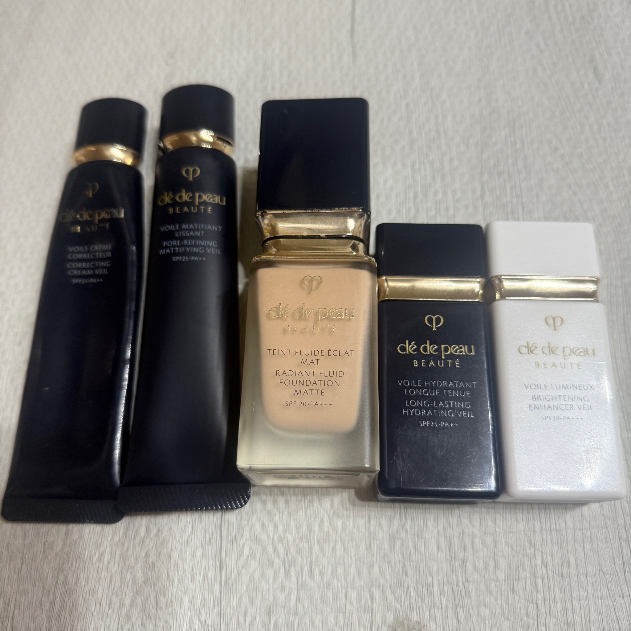 クレ・ド・ポー ボーテ / タンフリュイドエクラ マットの公式商品情報