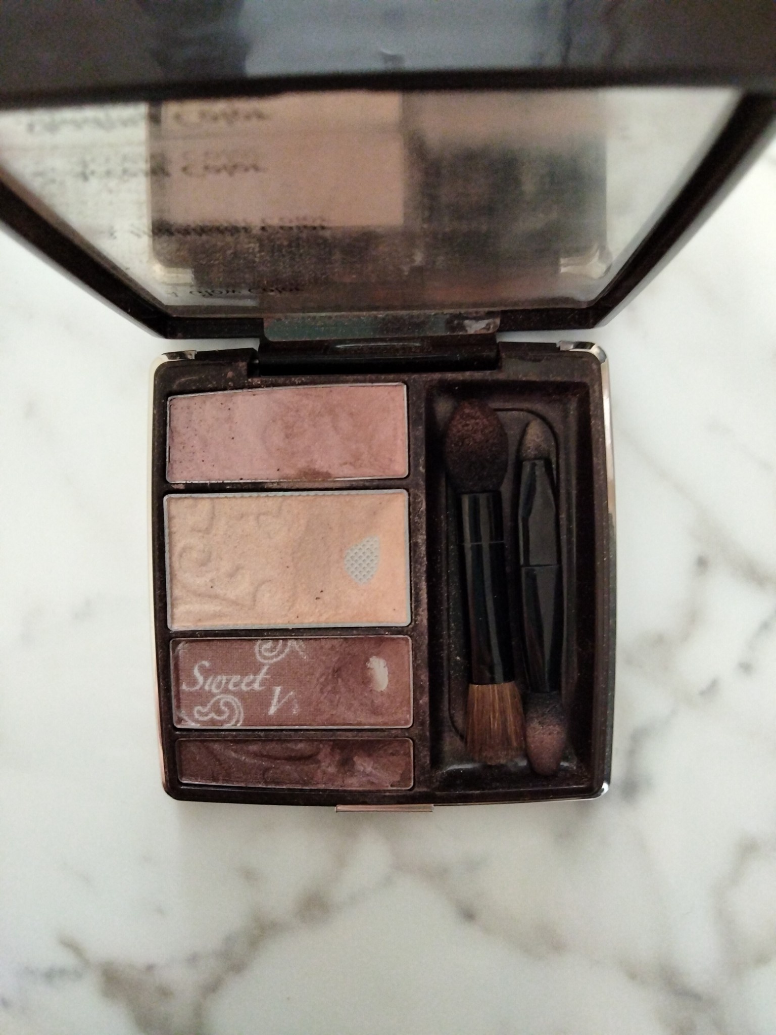 コスメデコルテ / AQ MW グラデーション アイシャドウの公式商品情報