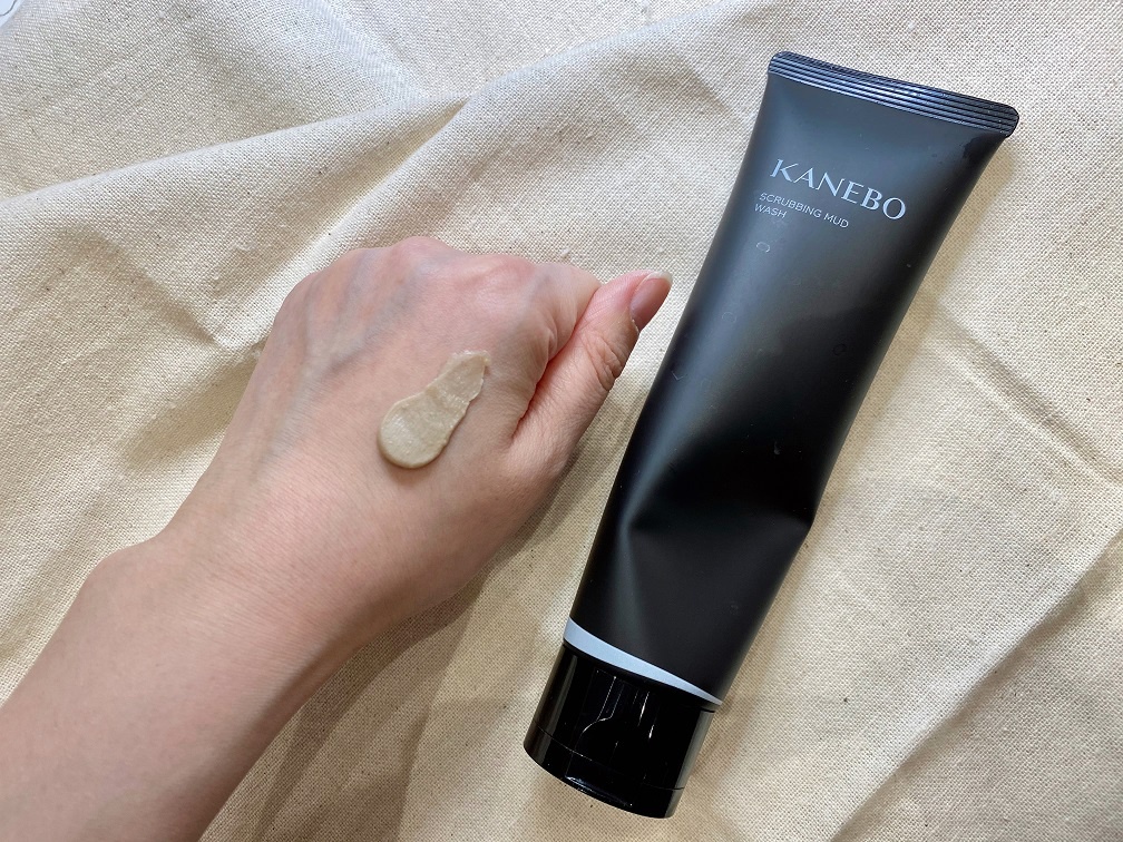 モロッコ溶岩クレイ×崩壊性スクラブで「吸着磨き上げ洗顔」KANEBOの新