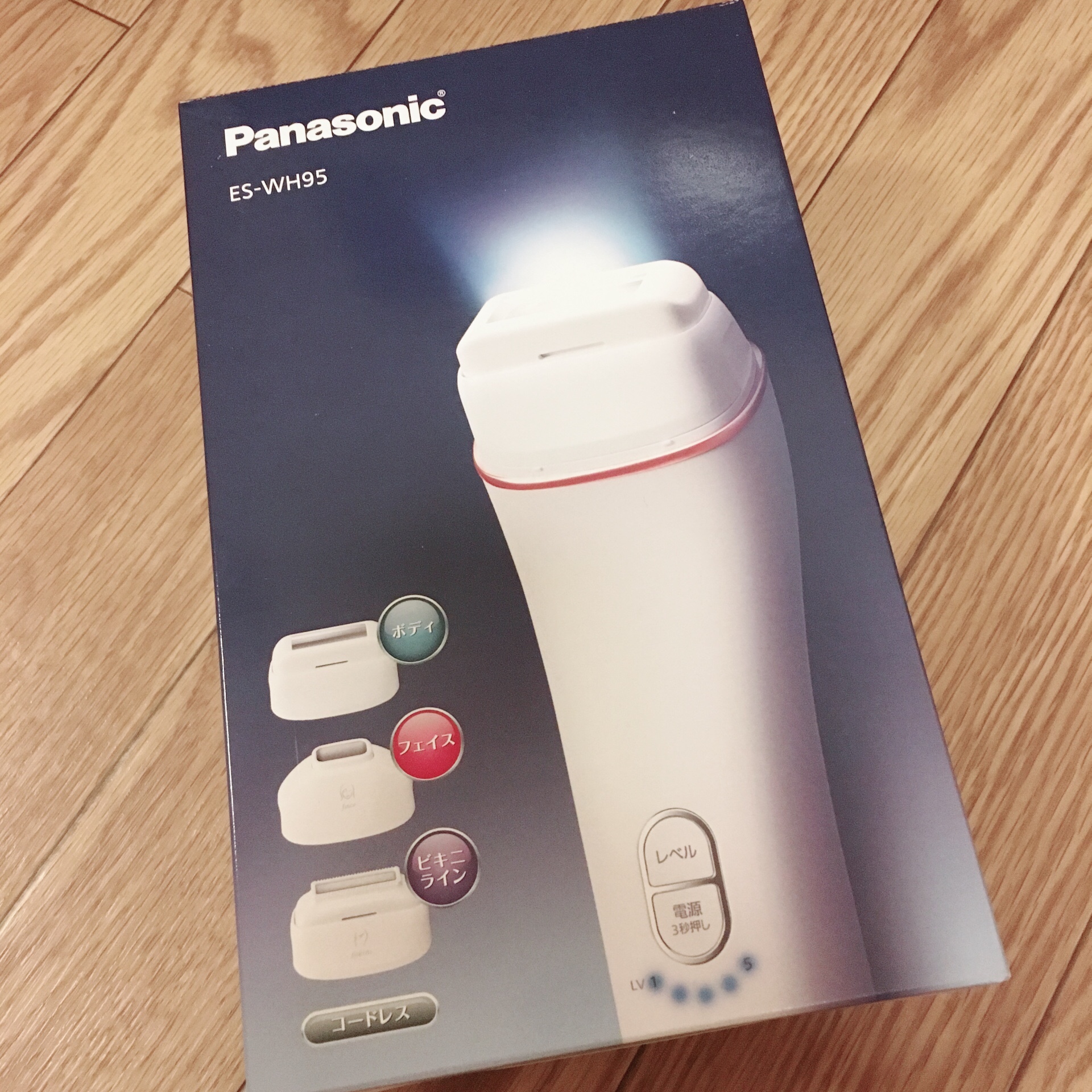 Panasonic / 光美容器 光エステ (ボディ＆フェイス用) ES-WH95-Pの公式