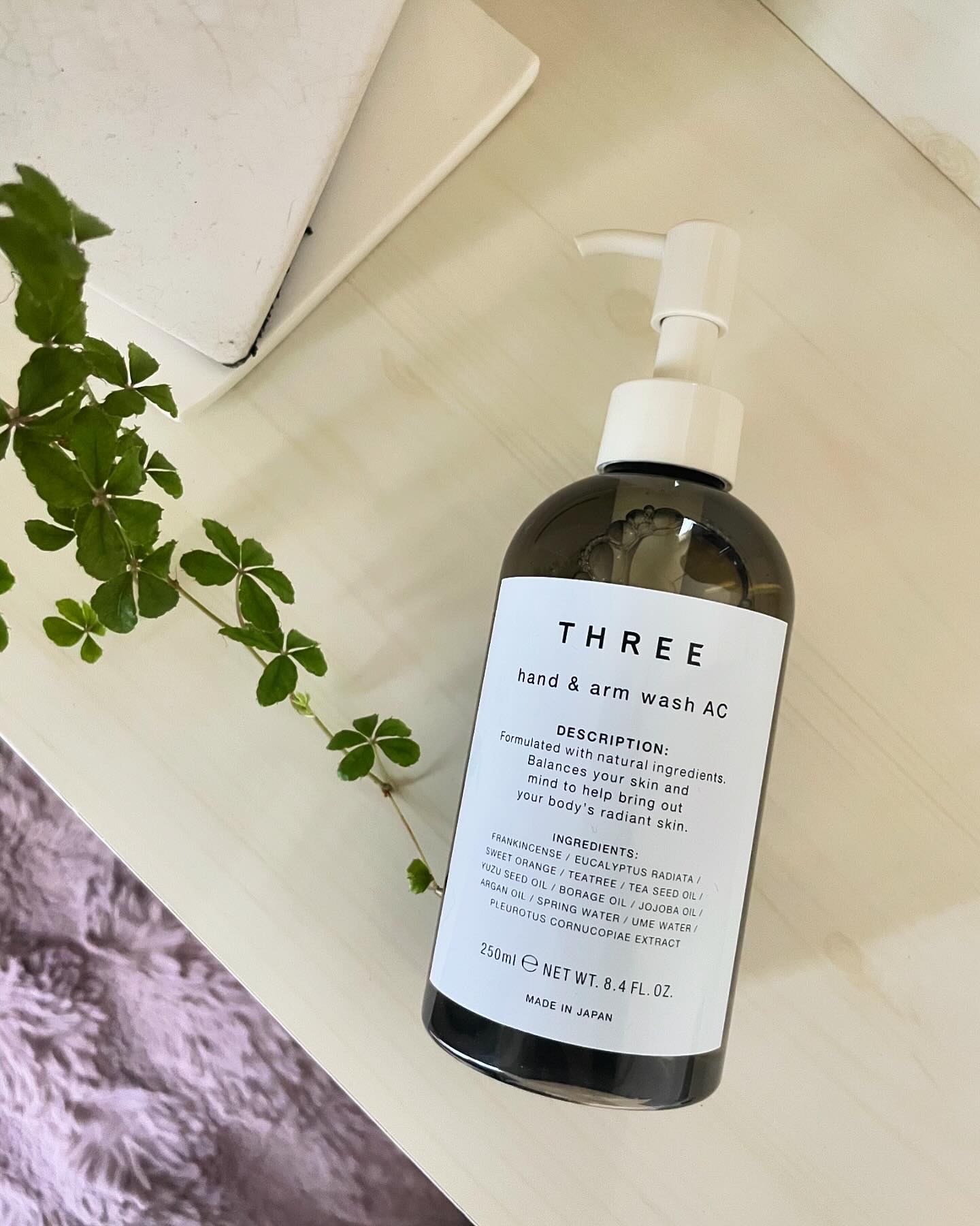 THREE / ハンド＆アーム ウォッシュ AC 250mlの公式商品情報｜美容