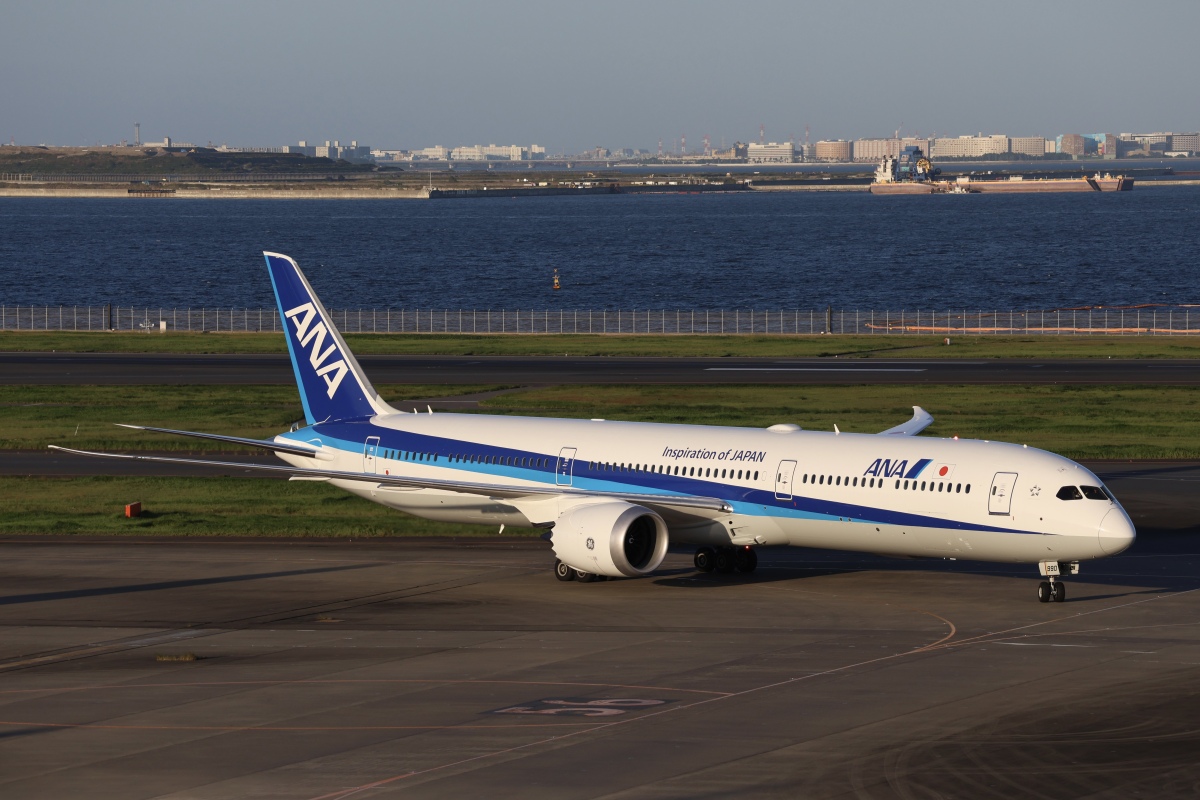 ANA 787-10、10機に拡大へ！最新「JA990A」日本到着間近 | FlyTeam