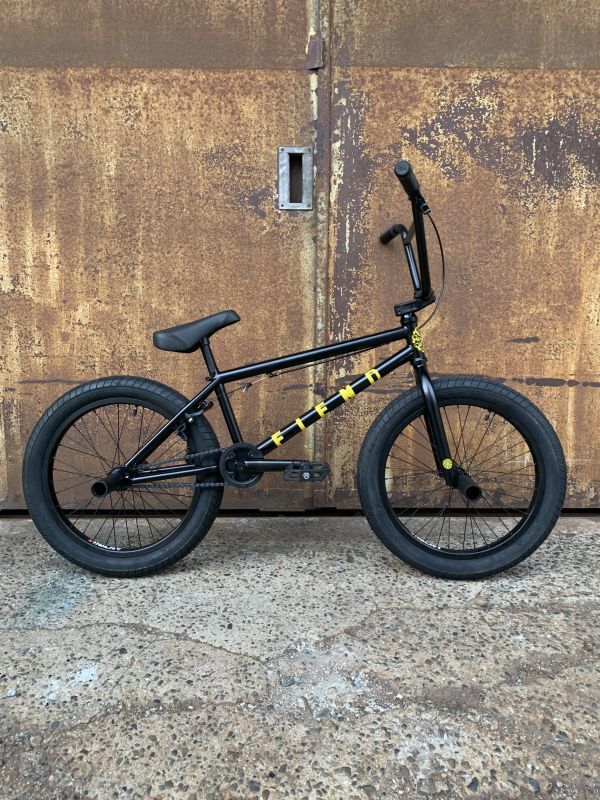 FIEND/TYPE CV (BLACK) - FREEBIRD BMX ONLINESTORE