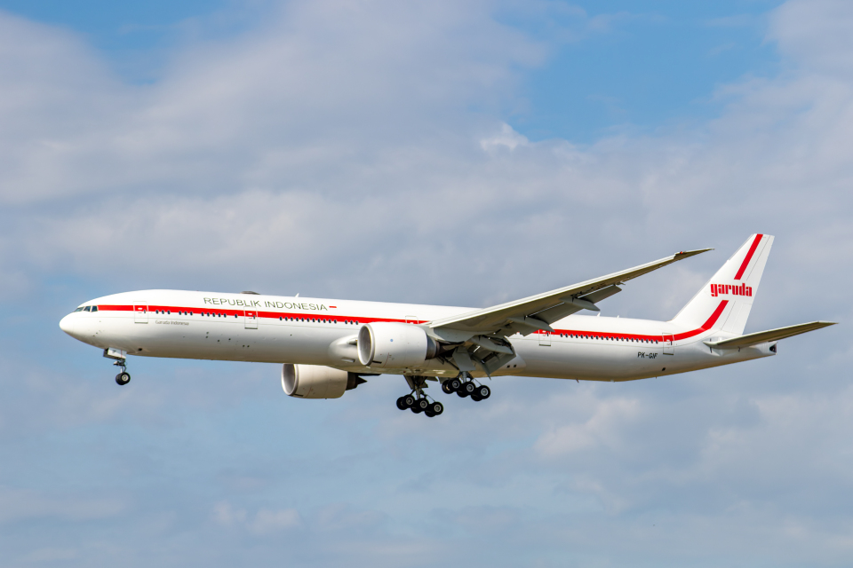 ガルーダ・インドネシア航空 Boeing 777-300 PK-GIF 成田空港 航空