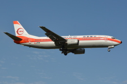 SWALジェット」特別塗装機 日本トランスオーシャン航空 (737-400