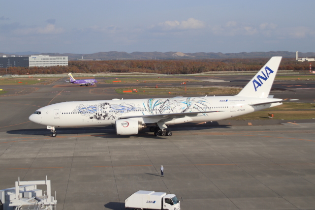 鬼滅の刃 じぇっと ‐参‐」特別塗装機 全日空 (777-200 | JA745A