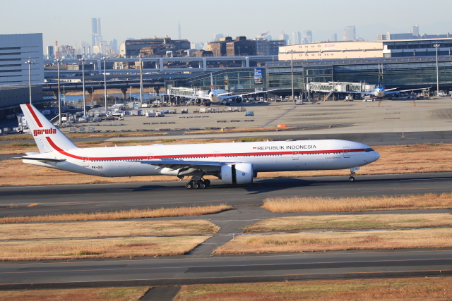 ガルーダ航空777-300ER(PK-GIG)ビジネスクラスに搭乗【成田