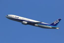 ANA (全日空) 機材一覧 ボーイング777-200 | FlyTeam(フライチーム)