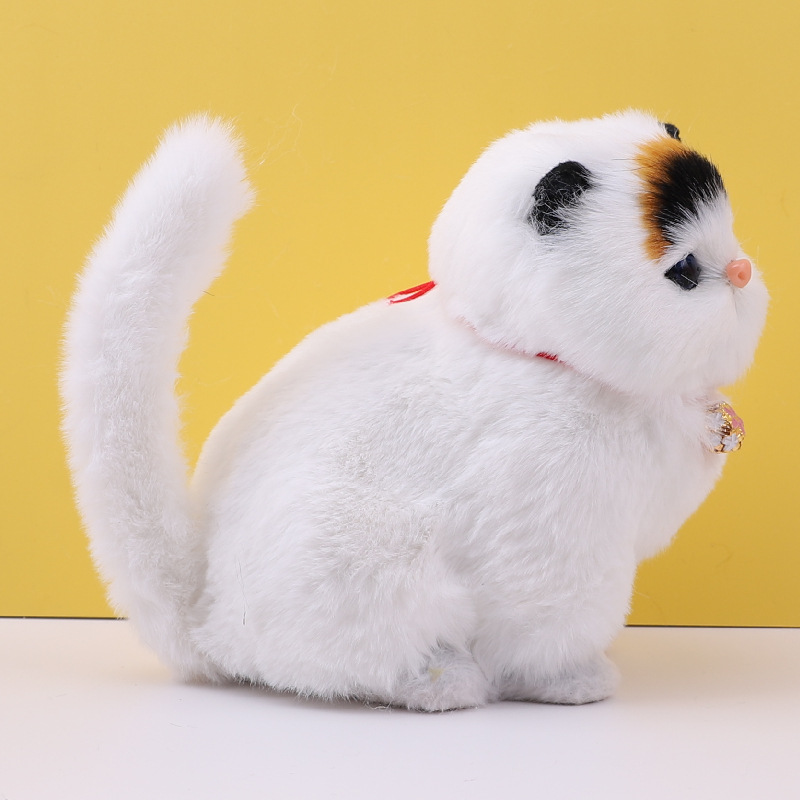 華やか鈴付き三毛猫ぬいぐるみ 三毛猫|猫ぬいぐるみ専門通販 Nyankomo