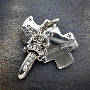 クロムハーツ 22K スリートリンケッツペンダント ダイヤモンドパヴェ