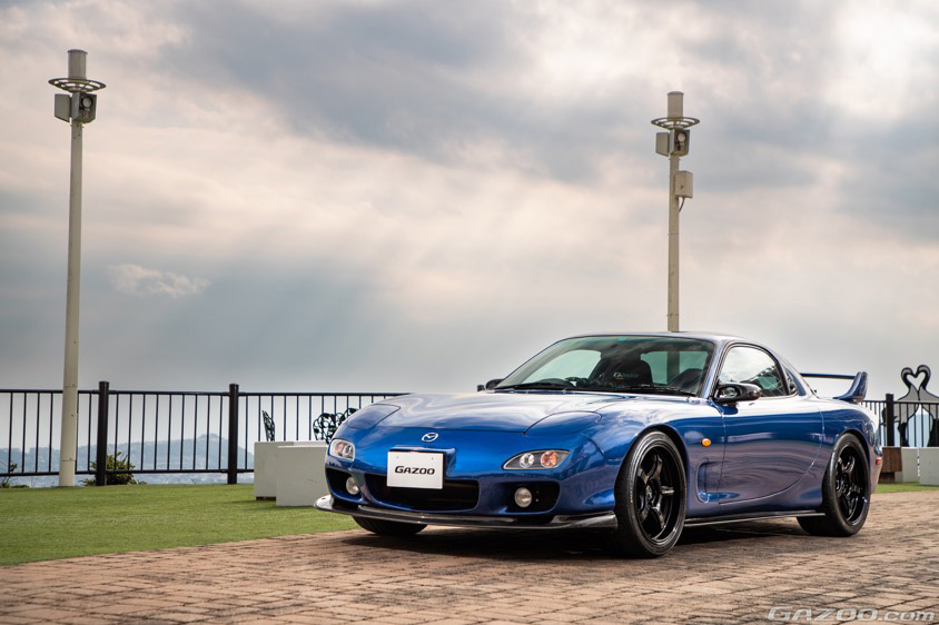 ある朝、突然思い立って購入を決断した『青いRX-7』 | クルマ情報