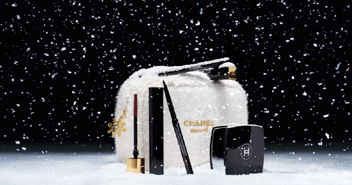 秒で完売間違いなし！モフモフの‟白ポーチ付き”のシャネルコフレは6