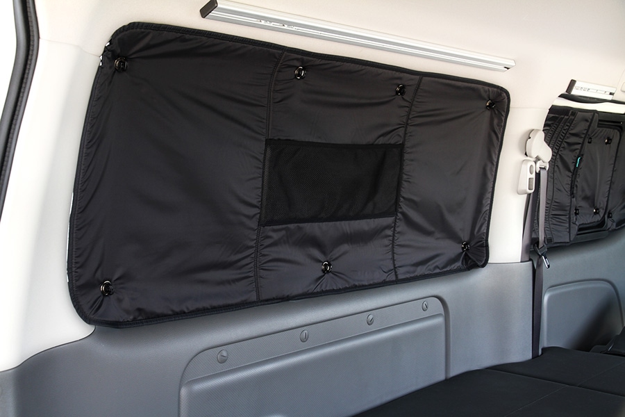 ユーアイビークル NV350キャラバン プレミアムGX用遮光パッド標準