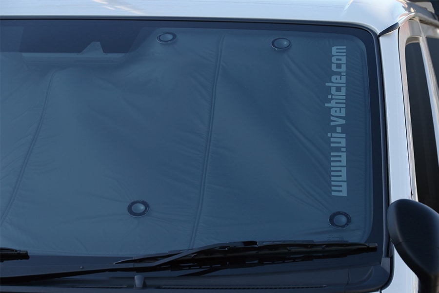 ユーアイビークルのカムロード 遮光パッド フロント3面