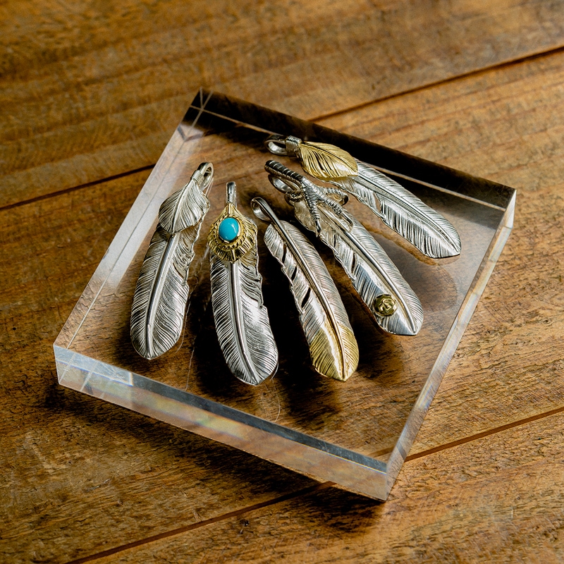 ゴローズ SVフェザー 大 左向き ネックレストップ メンズ 大