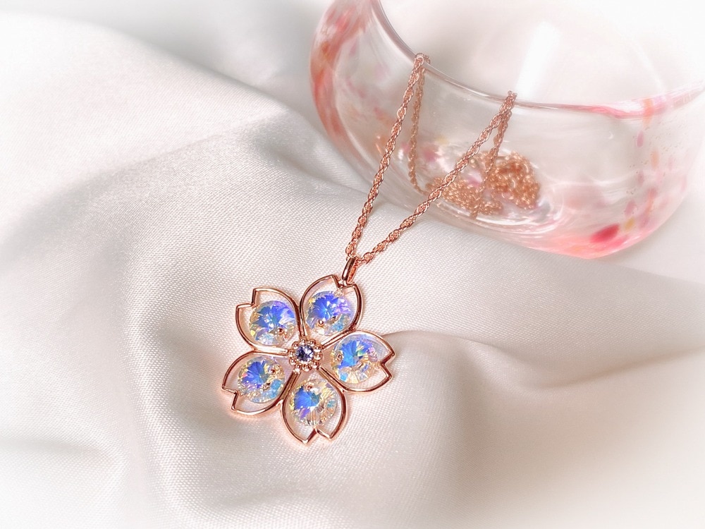 桜クリスタルロングペンダント(ギフトボックス別売) | 北一硝子