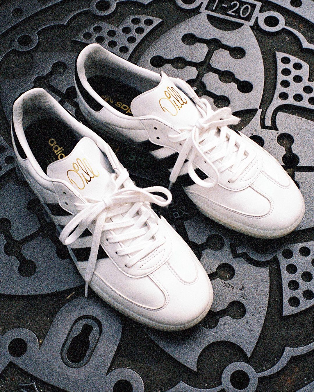 JASON DILL × adidas SAMBA ALL PATENT LEATHERが10/18、10/21に国内