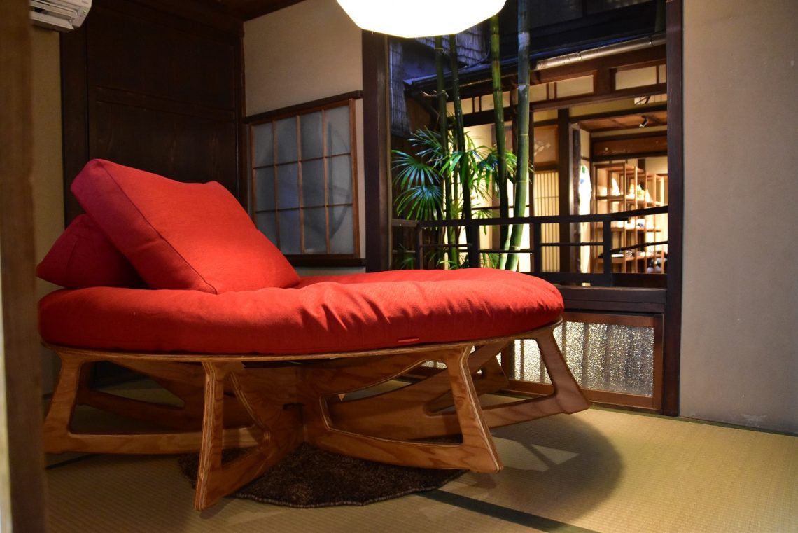 IWATA「人類進化ベッド」 - GRABLISS web plus