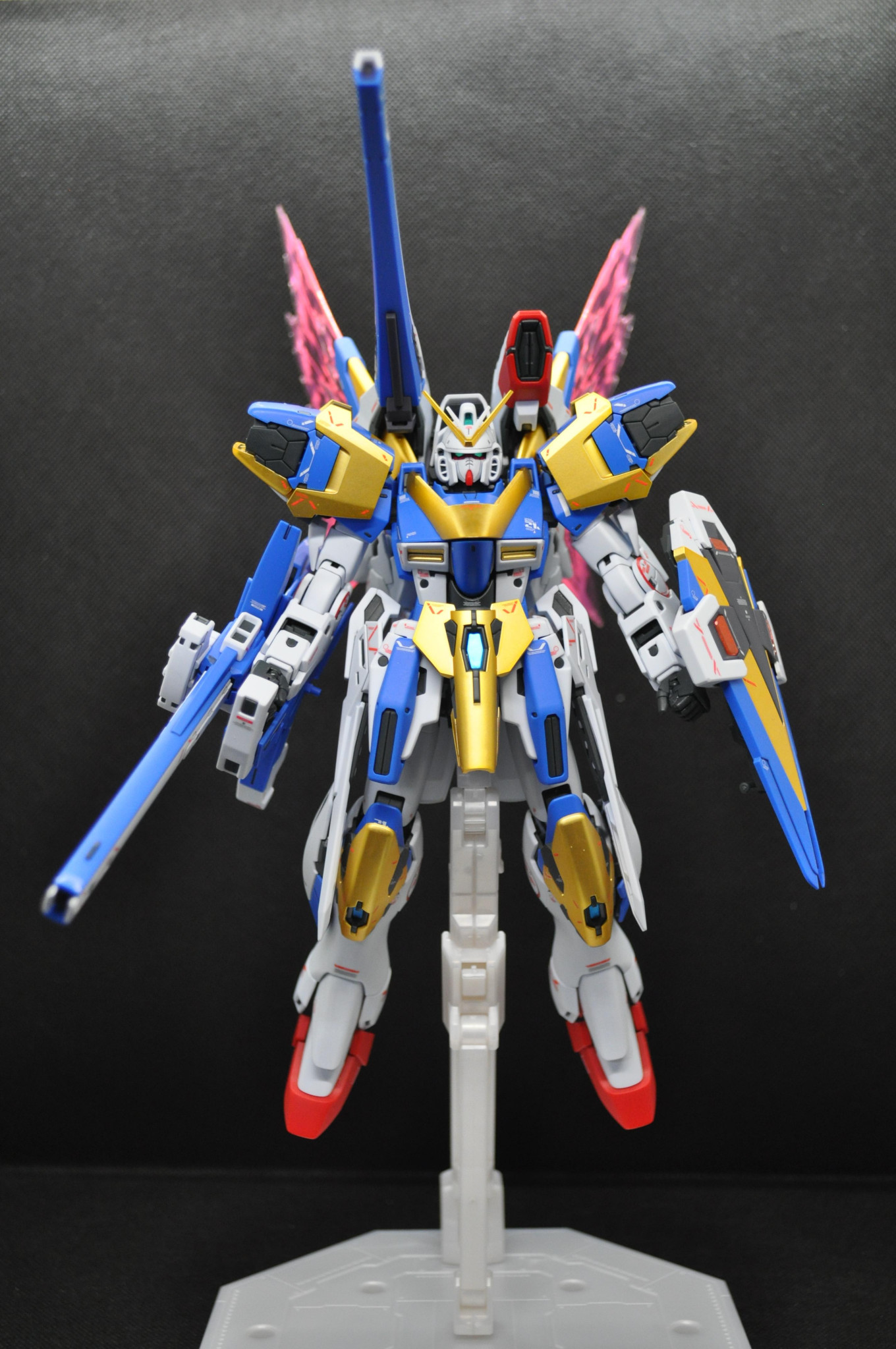MG V2アサルトバスターガンダム Ver.ka｜さむ。さんのガンプラ作品