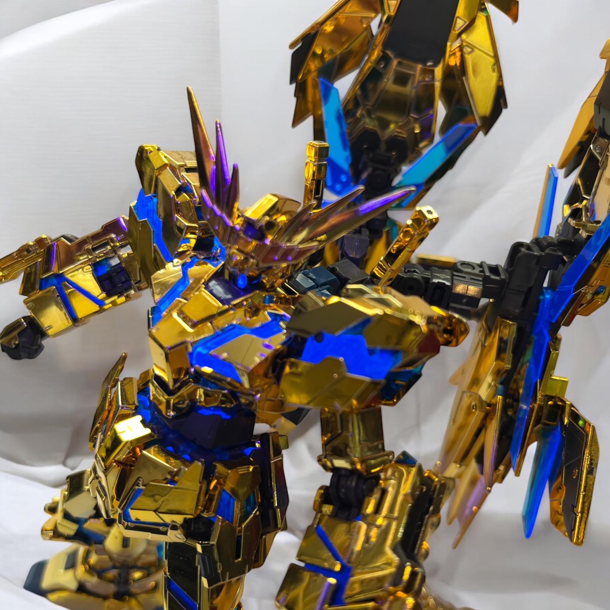 RG フェネクス（ナラティブVer.）｜gunpla_storageさんのガンプラ作品