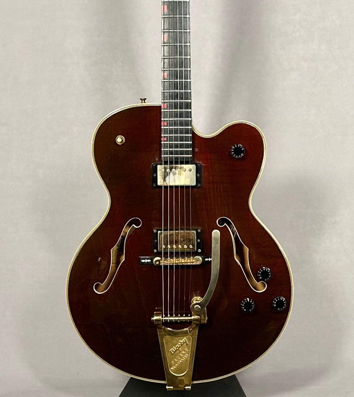 Find Gear - 'gibson chet atkins 1998' | Gbase.com