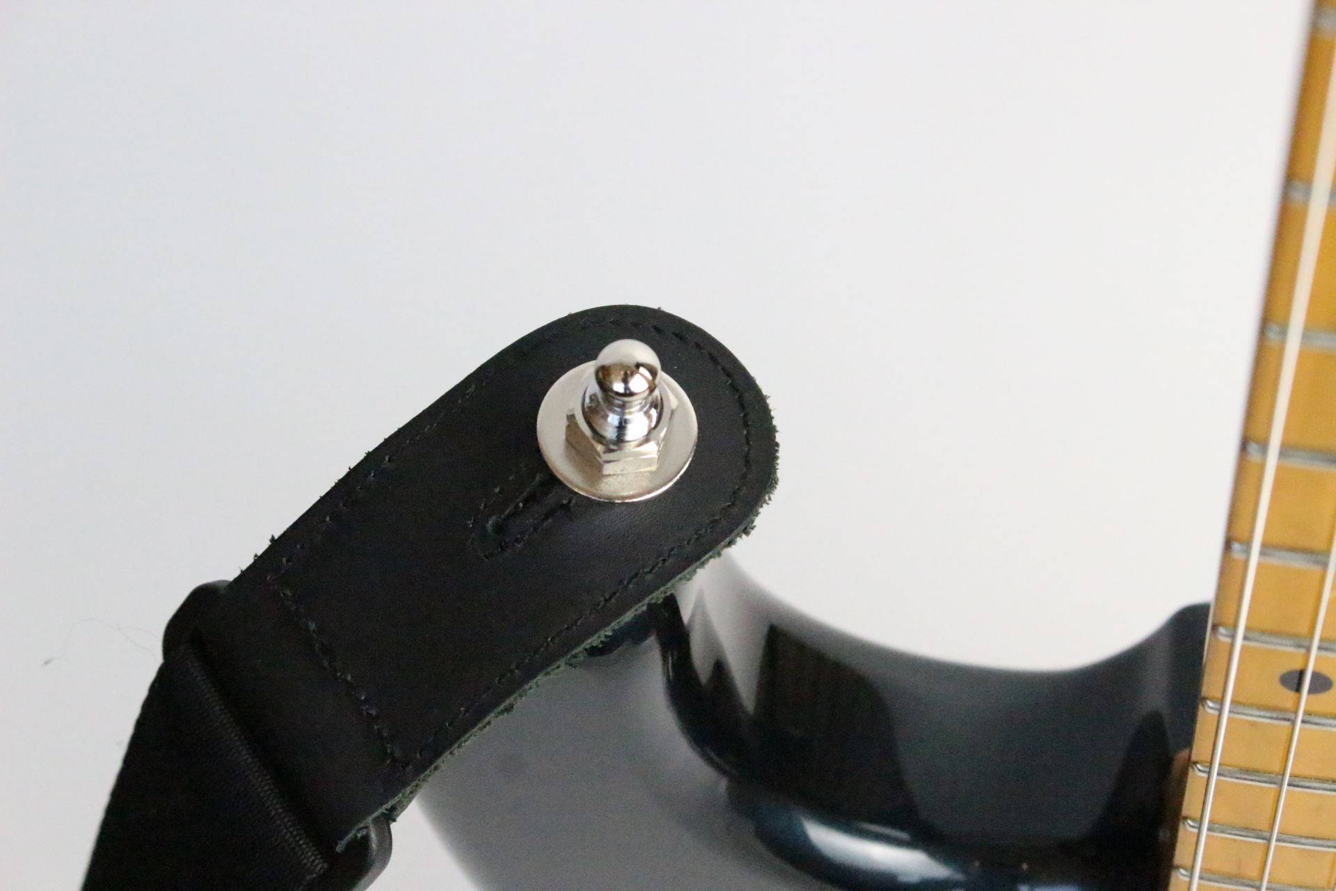 新製品】PERFECT LOCK BOLT 「緩まないナット」を採用した屈強な