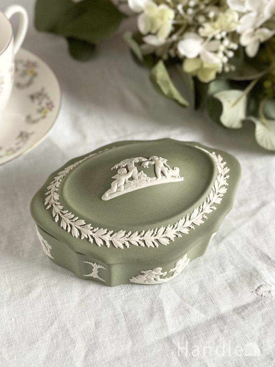 イギリスアンティーク ミントグリーンのガラス容器 金属製蓋付