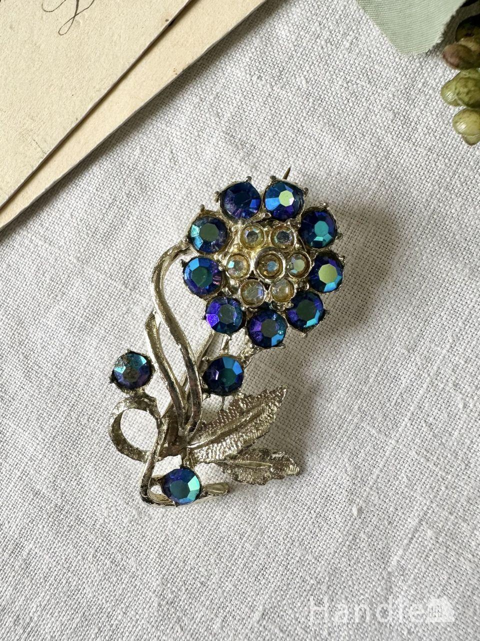 英国のビンテージアクセサリー、クリスマスベルの形のおしゃれな