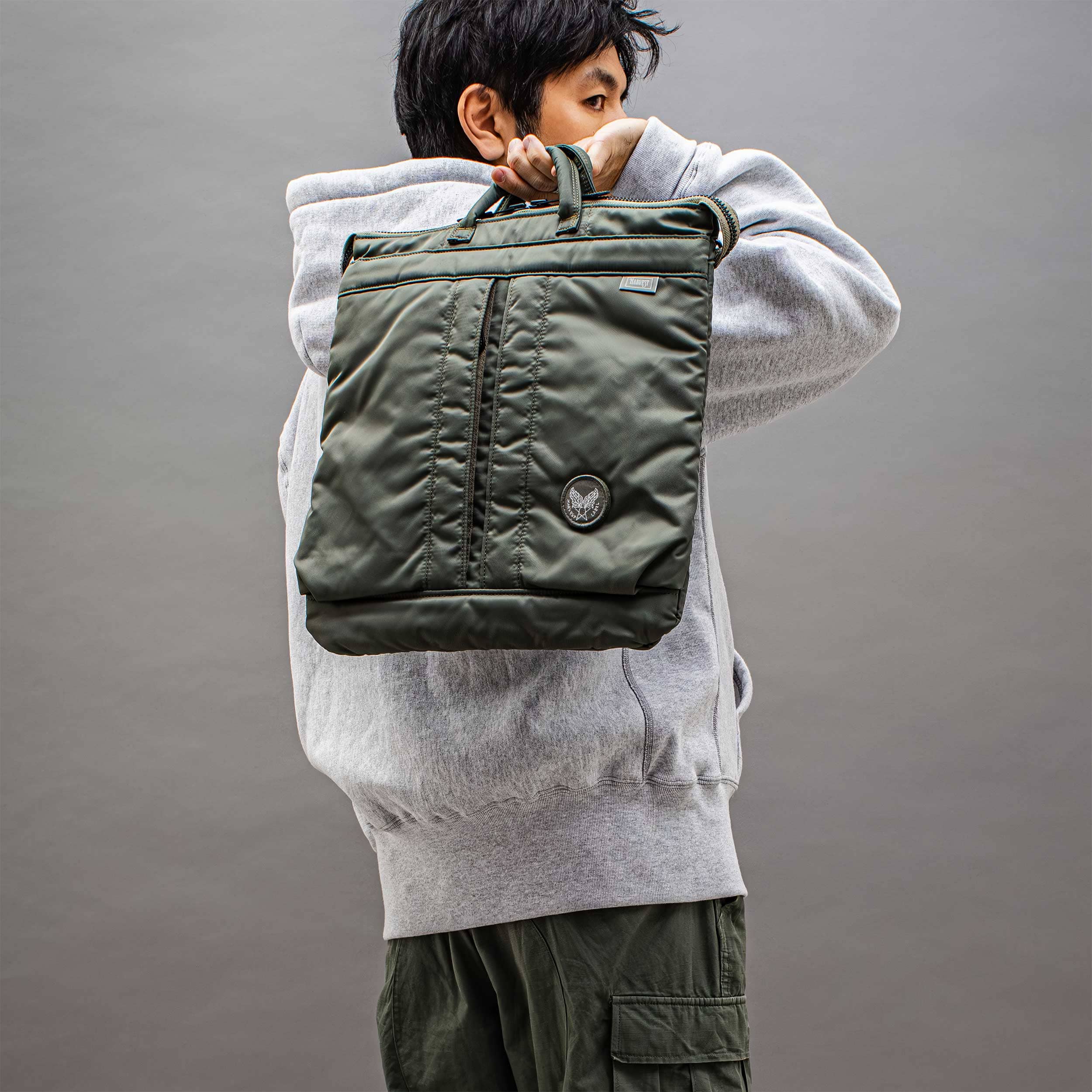 Official] HARVEST LABEL Edition 30 FLYER'S reflection HELMET BAG