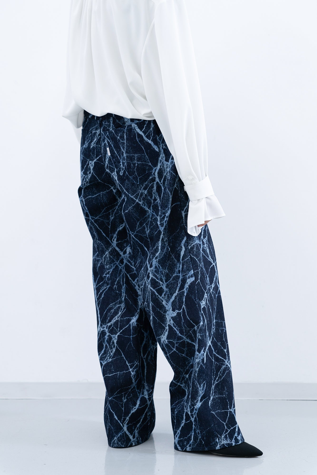 Atlas Bleach Denim / navy – HATRA OFFICIAL