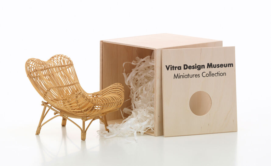 Miniature Franco Albini Gala Chair produced by Vitra Design Museum
