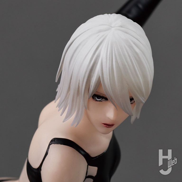 ニーア オートマタ』A2（ヨルハA型二号）のスタチューが2パターンで