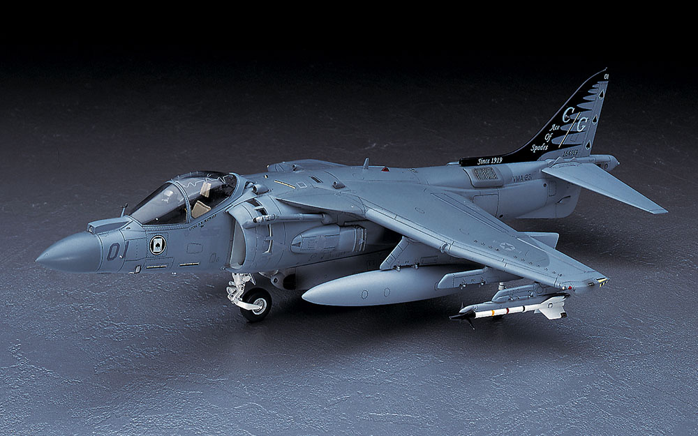 ハセガワ、プラモデル「AV-8B ハリアーII プラス」再販分本日より発売