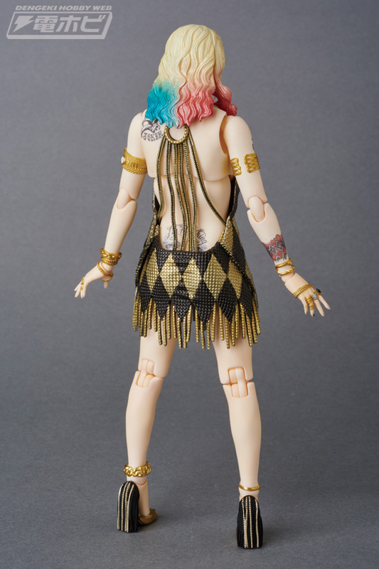 スーサイド・スクワッド』の“悪カワ”ヒロイン「ハーレイ・クイン」が