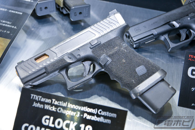 映画『ジョンウィック3』の撮影で実際に使用された「GLOCK 19 COMBAT