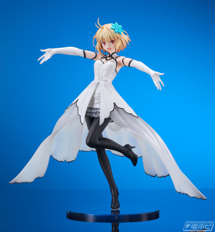 月姫 -A piece of blue glass moon-』より、アルクェイドが耐熱ドレス