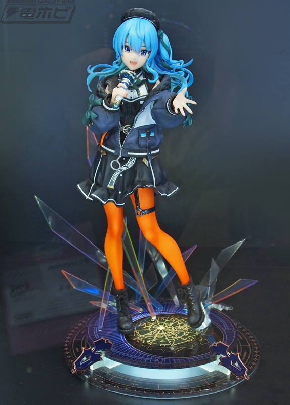 デザインココブースでは「ホロライブ」星街すいせいさんの等身大