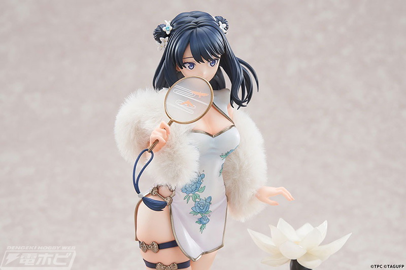 グリッドマン ユニバース』宝多六花と南夢芽がセクシーなチャイナ