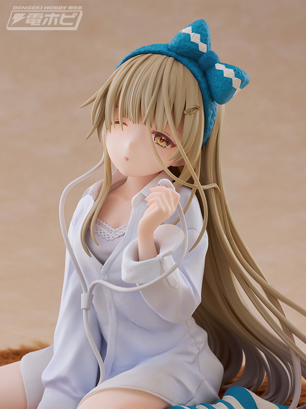 お隣の天使様にいつの間にか駄目人間にされていた件』椎名真昼が