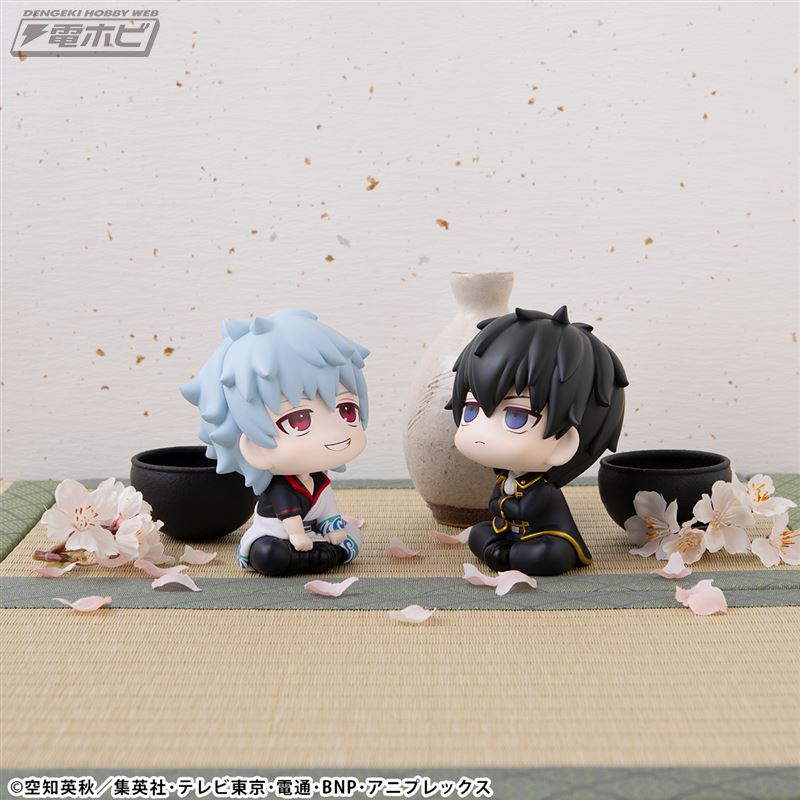 銀魂』ダラっとした座り姿の銀さんがてのひらサイズでフィギュア化