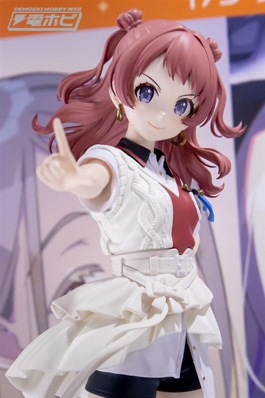 学園アイドルマスター』『オーバーロード』などのプライズフィギュアが