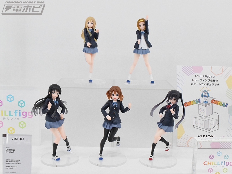 けいおん！』トレーディング仕様のノンスケールフィギュアや『まほあこ