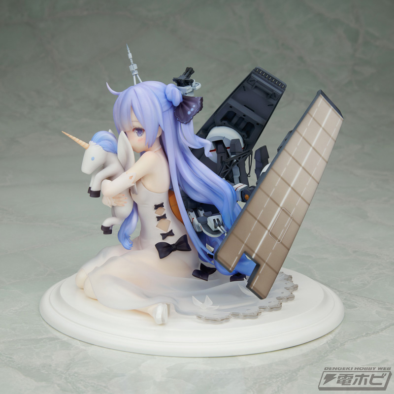 アズールレーン』より支援空母・ユニコーンが公式イラストを元に