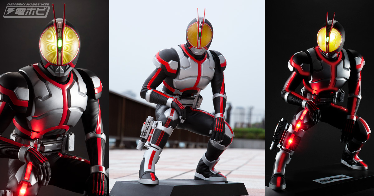 ファイズの特徴でもあるLED発光ギミックも搭載！『仮面ライダー555