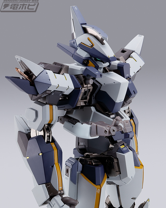 フルメタル・パニック！』25周年記念カラーのレーバテイン