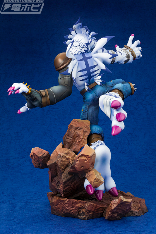 激しい蹴りを繰り出すダイナミックな姿を再現！『デジモン