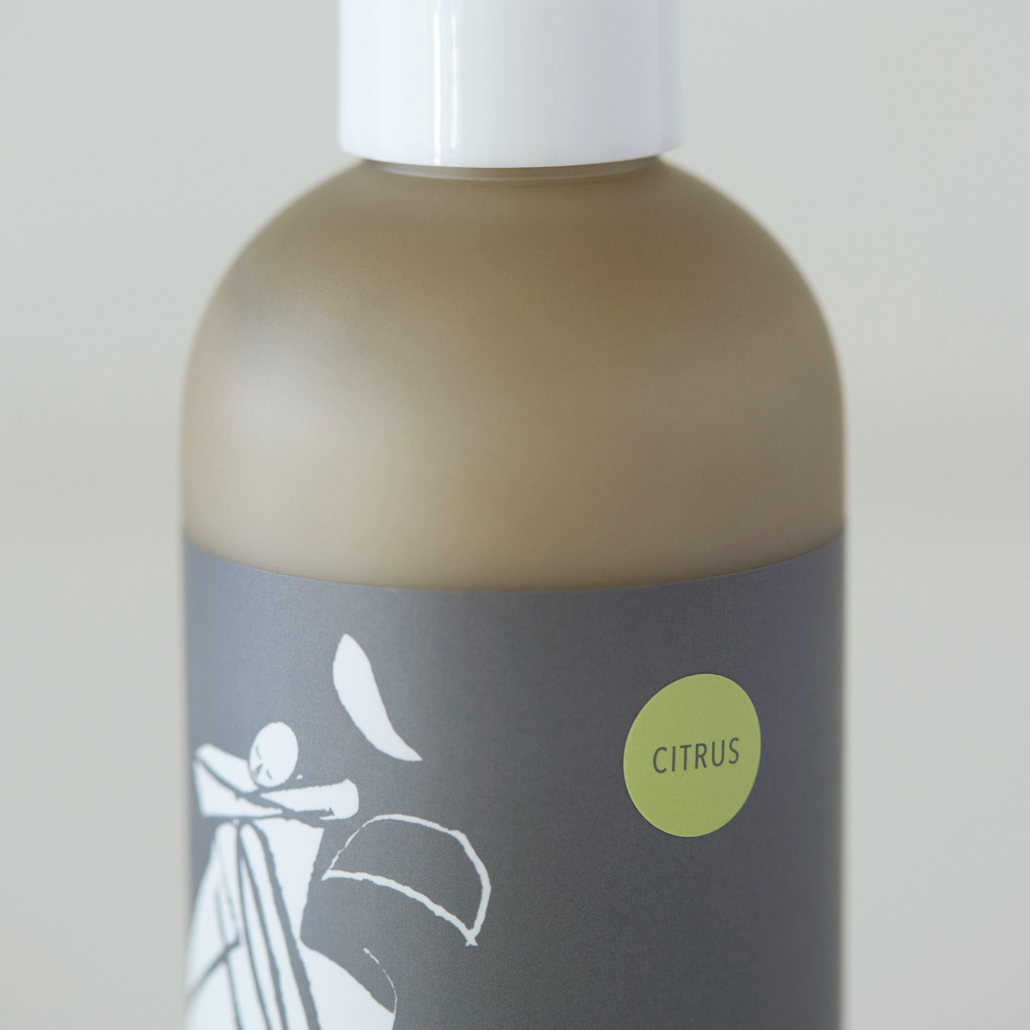 SYMBOLIC HAND CREAM / シンボリック ハンドクリーム（ポンプタイプ
