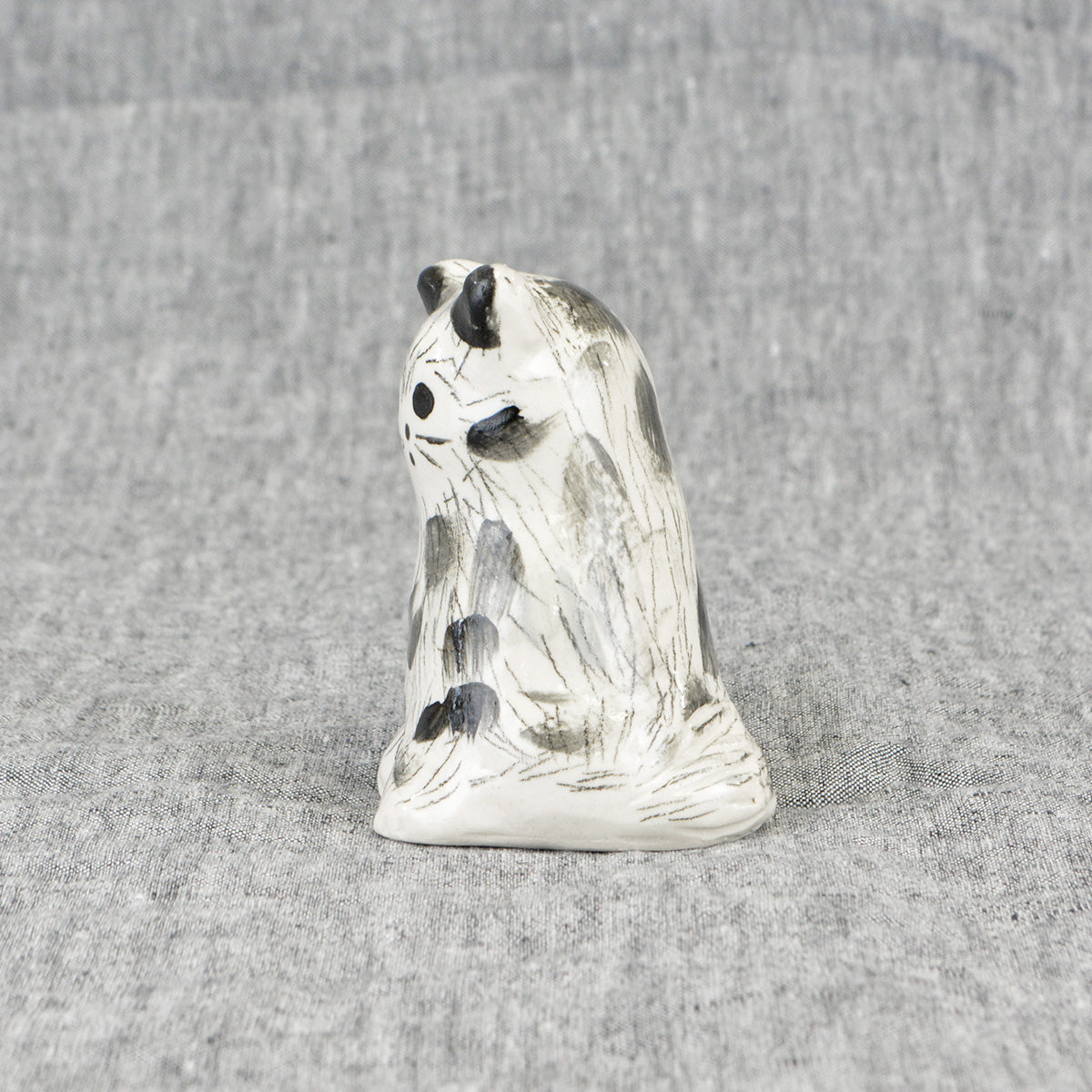 Jenni Tuominen イェンニ・トゥオミネン 陶器のオブジェ ( ネコ 005