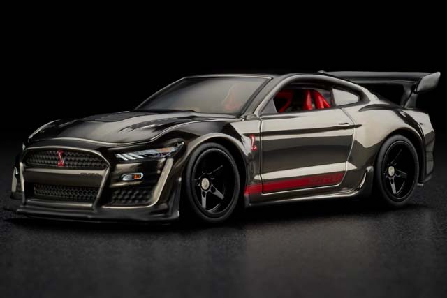 RLC限定の2022 FORD MUSTANG SHELBY GT500 CODE REDがHWCで発売