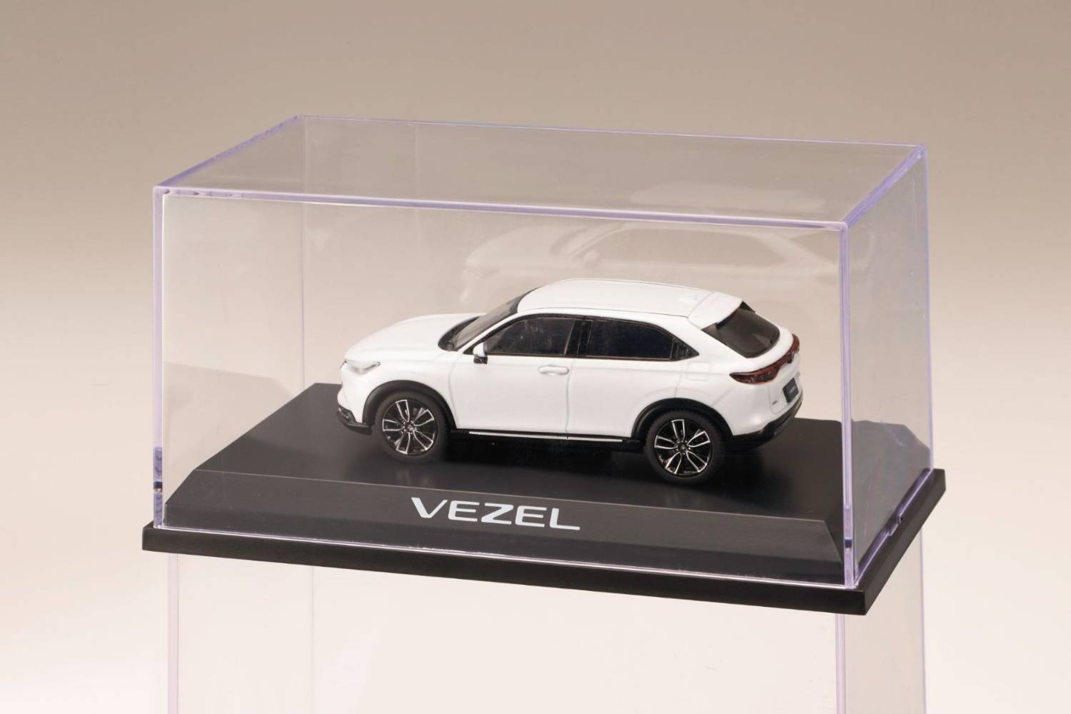 1/43 ホンダ ヴェゼル (2021)プラチナホワイト・パール | 鉄道模型